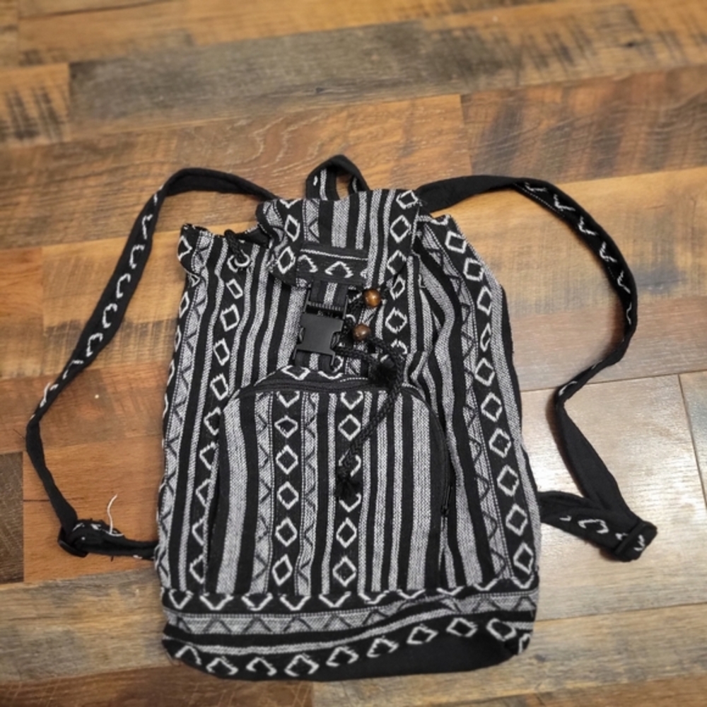 Boho black n white backpack‎